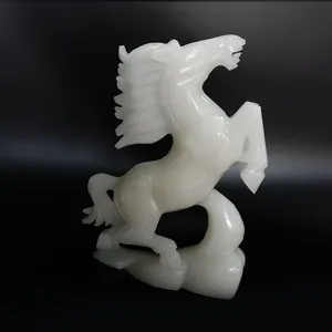 HY Wholesale Natural Gemstone Hand carved fengshui Crystal jade horse for home decor