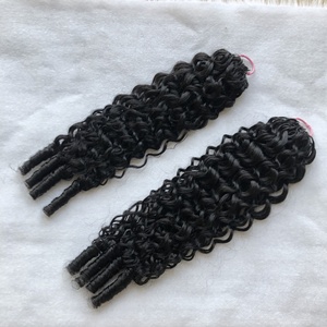 <span class=keywords><strong>Extensiones</strong></span> de <span class=keywords><strong>Cabello</strong></span> Humano Rizado Profundo Sin Nudos Invisibles con Anillo Plateado Pre-Separado Reutilizables para Mujeres Venta al por Mayor de Fábrica - Product Image 3