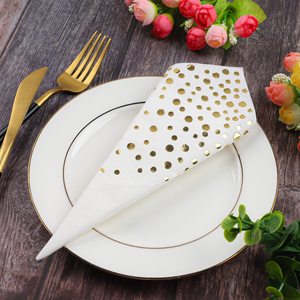 Serviettes en or rose OEM d'usine 6.5 pouces serviettes de table jetables 3 plis pour les serviettes en <span class=keywords><strong>papier</strong></span> d'anniversaire de mariage - Product Image 5