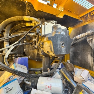 Maquinaria de Construcción Japonesa de Alta Calidad, Excavadora de Cadenas Usada de 35 Toneladas, Komatsu P350-7, en Venta - Product Image 4