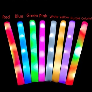 Tùy chỉnh in bọt Glow Sticks Led Stick ánh sáng lên gậy buổi hòa nhạc Baton đồ chơi cho tiệc cưới - Product Image 5