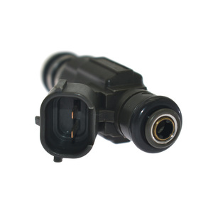 Inyector de combustible FBJC100 para motor de gasolina Nissan Paladin D22 KA24 2.4L - Product Image 1