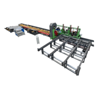 Ligne de production automatique de scie à ruban verticale pour la coupe du bois avec système de convoyeur à rouleaux