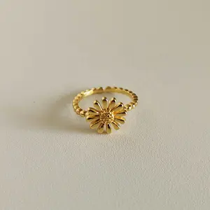 خاتم أنيق من الفضة الإسترلينية مطلي بالذهب عيار 18 خاتم أقحوان للنساء خواتم قابلة للتعديل