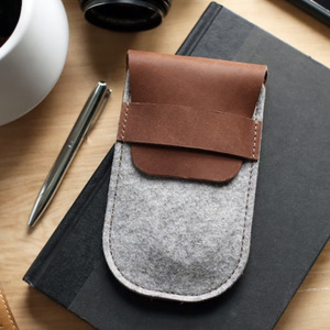 Stock directo de fábrica de bolsas para relojes de alta gama, fundas para relojes resistentes a arañazos, bolsas de almacenamiento multifuncionales de cuero y fieltro, y - Product Image 1