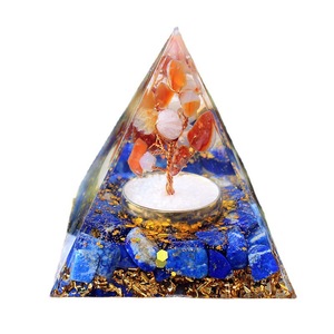 Ornement en cube d'époxy cristallin avec inclusions de lapis-lazuli et d'agate, décoration d'intérieur, artisanat de bureau, cadeau - Product Image 4
