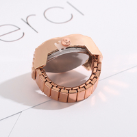 Montre-Bague Digitale en Gros, Véritable Cadran Cœur Minimaliste en Acier Plaqué Or, Petite Montre-Bague Ronde pour Doigt