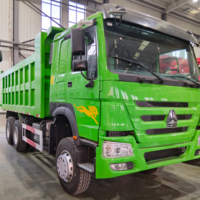 Camion à benne basculante 6x4 Carburant diesel Poids brut du véhicule Euro 6 Weichai 6x4 Camion à segment gauche