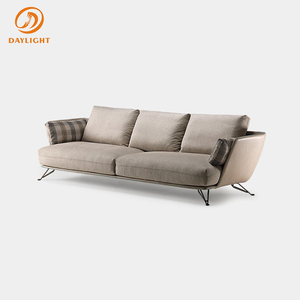 Divano Moderno di Lusso con Struttura in Metallo, Tessuto Grigio Scuro, Profili Cromati e Gambe Affusolate, Stile Bauhaus per Spazi di <span class=keywords><strong>Design</strong></span> - Product Image 5