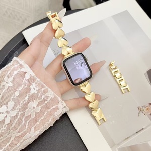 Cinturini di Lusso in Metallo 3D a Forma di Cuore per Apple Watch <span class=keywords><strong>Serie</strong></span> 11 10 42 46 40 49mm, Bracciale Sostitutivo da Polso, Cinturino Elegante per Ragazze - Product Image 2