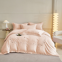 Parure de lit en velours de lait brodé floral 4 pièces, housse de couette en flanelle chaude, drap doux et taies d'oreiller pour chambre d'hiver