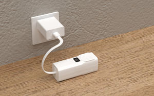 2024 Mini Portable Smart Watch Charger 5000mAh Built-in Cable LED Display Wireless Charging-Type-C <strong>Input</strong> 18W LI-Polymer Battery - Product Image 5