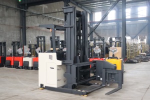 Chariot élévateur à trois voies Weliftrich pour allées très étroites, 1,5 tonne 48V, chariot élévateur électrique pour entrepôt à forte densité - Product Image 2