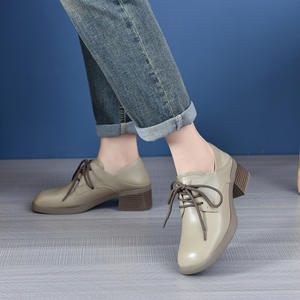 Zapatos Brogue Retro Británicos de Tacón Alto para Mujer 2024, de Cuero Genuino, Casuales de Verano, con Plataforma Gruesa y Diseño de Pastel, Negro/Caqui - Product Image 4