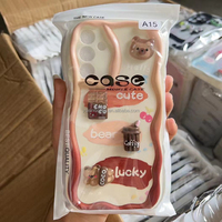 Fille DIY Dessin Animé 3D Café Ours Cloche Pendentif Couverture de Téléphone Vague Irrégulière Cadre Silicone Souple TPU Téléphone Cas Pour Iphone 15 14 pro