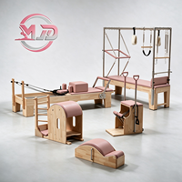 Ensemble de 5 appareils de Pilates classique en bois de chêne réglables et durables : Reformer, Lit de Pilates, Cadillac, Trapeze, Chaise Wunda, Ladder, Barrel