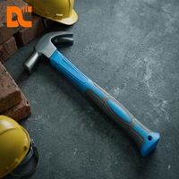 Martillo de garra de grado industrial de 16 oz con cabeza de acero de alto carbono y mango de fibra de vidrio antirrotura para trabajos pesados de construcción, clavado y desgarrado.