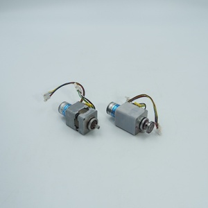 Moteur articulé universel pour robot industriel A-B-B Yumi IRB14000 & IRB14050, référence 3HAC036950-001, en acier et cuivre, pour l'automatisation - Product Image 5