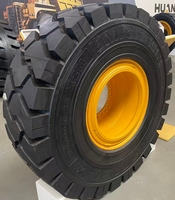NOUVEAU PNEU HUANGHE 16.00R25 rempli de mousse avec jante en acier à roulement à billes, garantie 0,5 an pour les véhicules utilitaires de l'énergie et des mines