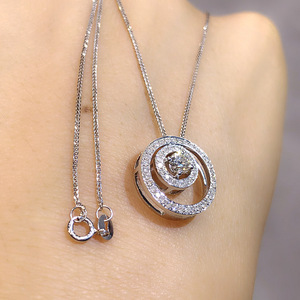 Collana con ciondolo in cristallo cavo per donna, gioielli alla moda con catena a O scintillante - Product Image 2