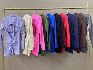 จั๊มสูทแขนยาวสำหรับผู้หญิงใหม่ชุดบอดี้สูทกีฬาชิ้นเดียวสำหรับผู้หญิงชุดหมีออกกำลังกายแบบแห้งเร็ว - Product Image 6