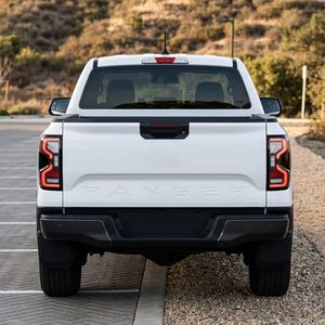 Feux arrière LED modifiés pour <span class=keywords><strong>Ford</strong></span> Ranger T9 <span class=keywords><strong>2022</strong></span>-2023, clignotants séquentiels, feux de freinage et de recul, MOQ 2 ensembles - Product Image 5