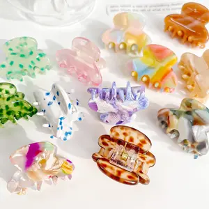 Wholesale Small Size Cute Hair Claw 3cm Colorful Sweet Simple Girls Hair Clips Acetate Mini Kids Hair Claw Clips