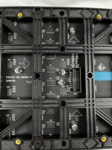 Module LED intérieur Hiled X P2, panneau d'affichage couleur HD SMD, fréquence de rafraîchissement 7680Hz, luminosité 800-1200cd, étanche IP65 - Product Image 6