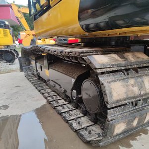 Mini Excavadora Usada en Buenas Condiciones, Modelo 2023, Komatsu PC56-8, con Certificación - Product Image 3