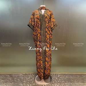 2024 Nieuwe Mode Zware Industrie Hete Diamanten Zak Midden-Oosten V-Hals Avondjurk Afrikaanse Print Moslim Vrouwen Jurk - Product Image 2