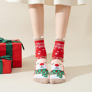 Calze Natalizie alla Moda a Metà Polpaccio per Uomo e Donna, Simpatici Calzini Autunno/Inverno in Stile Giapponese - Product Image 3