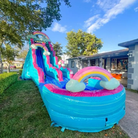 Toboggan aquatique géant commercial arc-en-ciel, toboggan aquatique gonflable pas cher pour adultes avec piscine