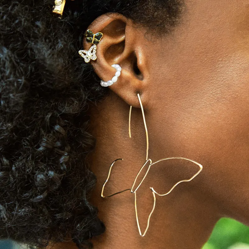 नई स्रोत गहने तांबा पीतल लाइन के तार बिग खोखले तितली कान की बाली महिलाओं के लिए अतिरंजित घेरा कान की बाली