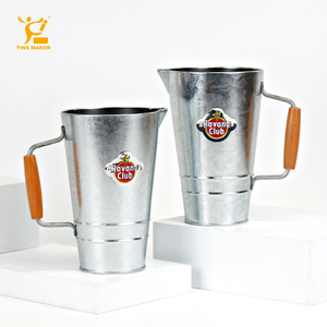 Tinsmaker lata en forma <span class=keywords><strong>de</strong></span> lata con asas <span class=keywords><strong>de</strong></span> madera y <span class=keywords><strong>hierro</strong></span> boca <span class=keywords><strong>de</strong></span> águila hojalata taza <span class=keywords><strong>de</strong></span> agua para té forma Irregular cerveza taza <span class=keywords><strong>de</strong></span> Metal - Product Image 2