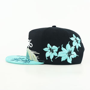 Gorra Deportiva Tcap China de 5 Paneles, de Gamuza de Alta Calidad, con Cierre a Presión y Bordado Personalizado - Product Image 3