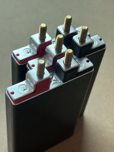 Batterie SCIB LTO 2,4 V 2,9 Ah SCIB 2,9 Ah Max 75C 520W Décharge Cycles de vie supérieurs à 40 000 fois avec des goujons personnalisés - Product Image 4