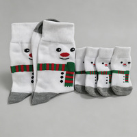 Chaussettes de Noël pour chien en polyester respirantes, antidérapantes et à imprimé mignon – Cadeau de Noël, chaussettes parent-enfant pour animaux de compagnie pour une ambiance festive