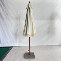 Parasol de plage moderne bohème haut de gamme avec franges blanches et pompons, protection UV, imperméable pour mobilier d'extérieur, salle de sport, hôtel
