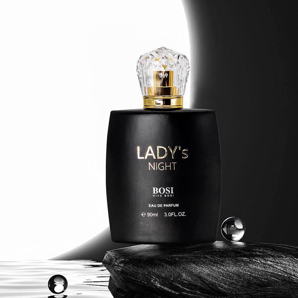 คืนสตรี