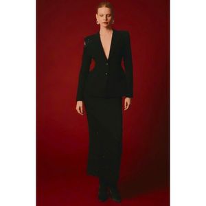 Chaqueta elegante Muse para mujer de alta calidad, Chaqueta de traje, servicios ODM hechos en Vietnam, decoración bordada, método de tejido no tejido - Product Image 1