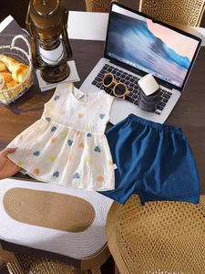 Conjunto <span class=keywords><strong>de</strong></span> Verano <span class=keywords><strong>de</strong></span> Dos Piezas para Niñas, Estilo Europeo Americano, Camiseta con Estampado <span class=keywords><strong>de</strong></span> Mariposas y Pantalones Cortos <span class=keywords><strong>de</strong></span> Fibra <span class=keywords><strong>de</strong></span> Poliéster, <span class=keywords><strong>Ropa</strong></span> para Niñas <span class=keywords><strong>al</strong></span> <span class=keywords><strong>por</strong></span> <span class=keywords><strong>Mayor</strong></span> - Product Image 4