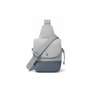 Sac bandoulière unisexe en nylon avec rabat zippé, une large sangle, poche arrière discrète de 9 cm de profondeur, faible MOQ, vente en gros, fabriqué à Taïwan - Product Image 5