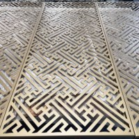 Panneau de façade décoratif moderne en aluminium découpé au laser Panneau d'ombrage en métal perforé