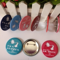 Épingles rondes en métal personnalisées en gros, style antique, Feng Shui, électro-plaquées, avec impression en typographie