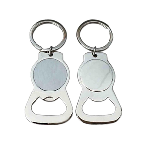 Vente en gros Porte-clés mignon en métal personnalisé avec logo imprimé UV Porte-clés ouvre-bouteille dessin animé à la mode - Product Image 5