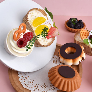 Miniatura de Cupcake de Frutas, Modelo Squishy, Aromatizado, Suave, de PU, Postre Falso Decorativo, Imán para Refrigerador, Accesorio para Fotografía de Panadería y Cafetería, Suministro al por Mayor - Product Image 5