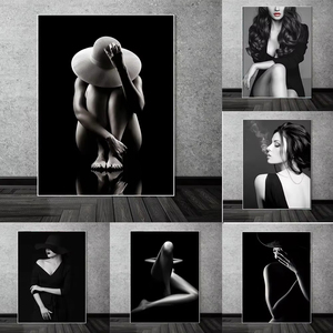 Tableau <span class=keywords><strong>sur</strong></span> toile <span class=keywords><strong>femme</strong></span> nue classique, impression de mode féminine style dessin animé, <span class=keywords><strong>peinture</strong></span> au pistolet noir et blanc, affiche corporelle rectangulaire verticale pour la maison - Product Image 3