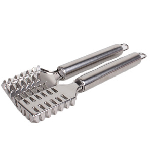 Venta al por mayor de fábrica: Descamador de pescado de acero inoxidable, raspador manual para quitar escamas de pescado, utensilio de cocina con logotipo personalizado para el hogar y la restauración. - Product Image 5