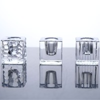 Beliebter Quadratischer Glas-Kerzenständer für Heimdekoration, Handgefertigt, Umweltfreundlich, Langlebig, Anpassbare Farboptionen, Hochwertig