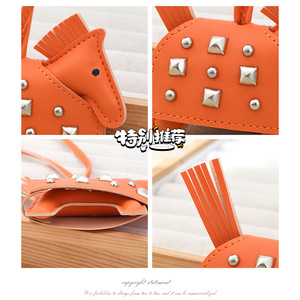 Benutzer definiertes Logo New Rivet War Horse Bag Anhänger PU Handmade Horse Creative Car Anhänger - Product Image 6
